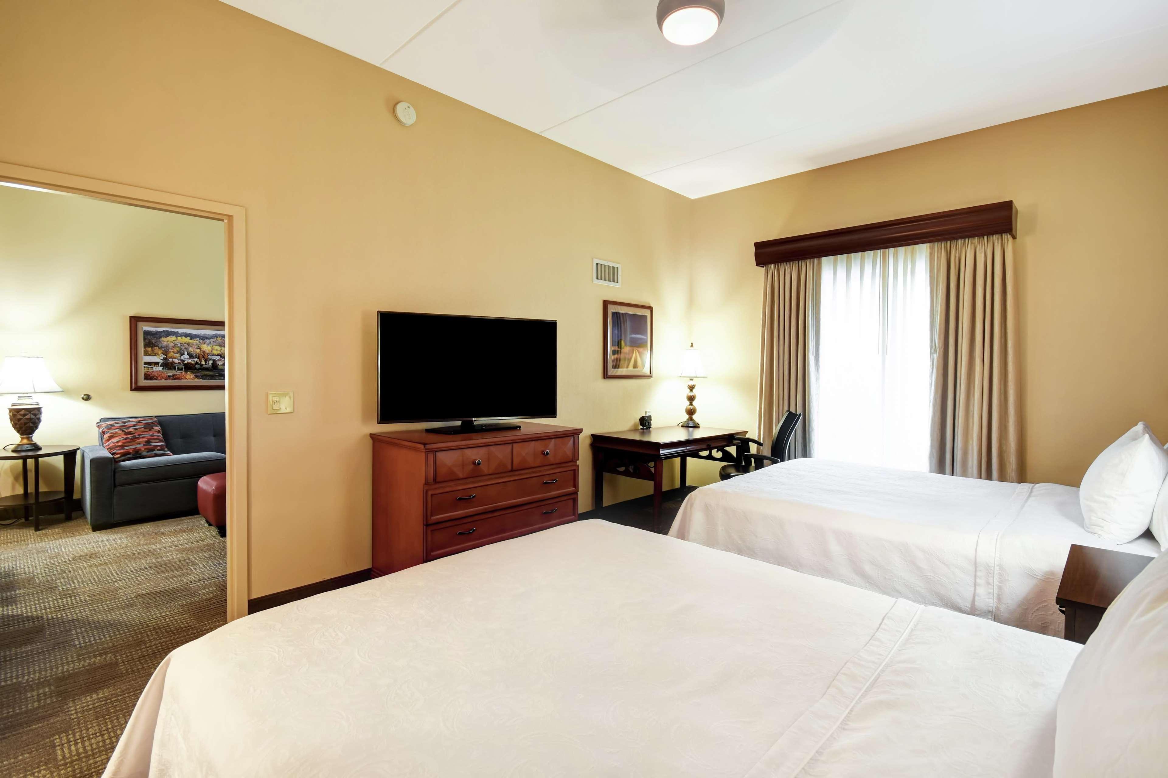 Homewood Suites By Hilton Lancaster Bagian luar foto