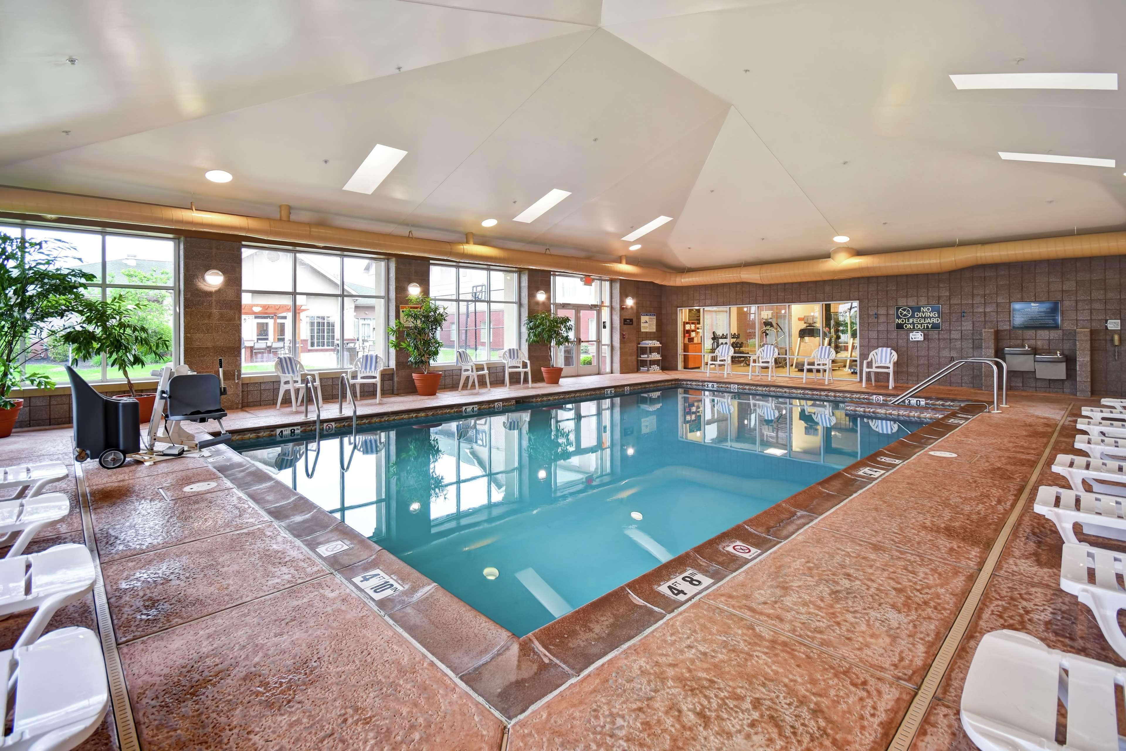 Homewood Suites By Hilton Lancaster Bagian luar foto