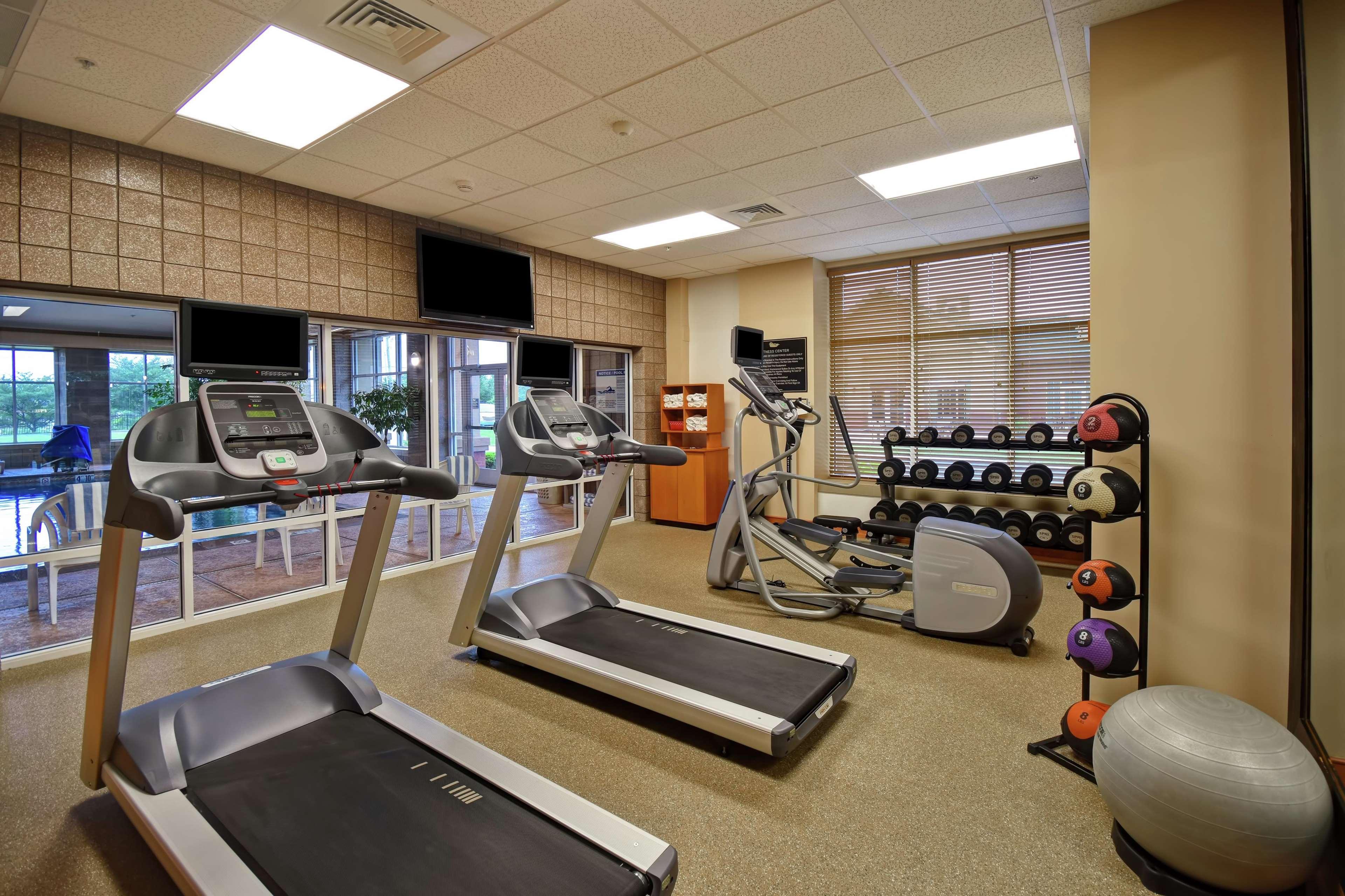 Homewood Suites By Hilton Lancaster Bagian luar foto