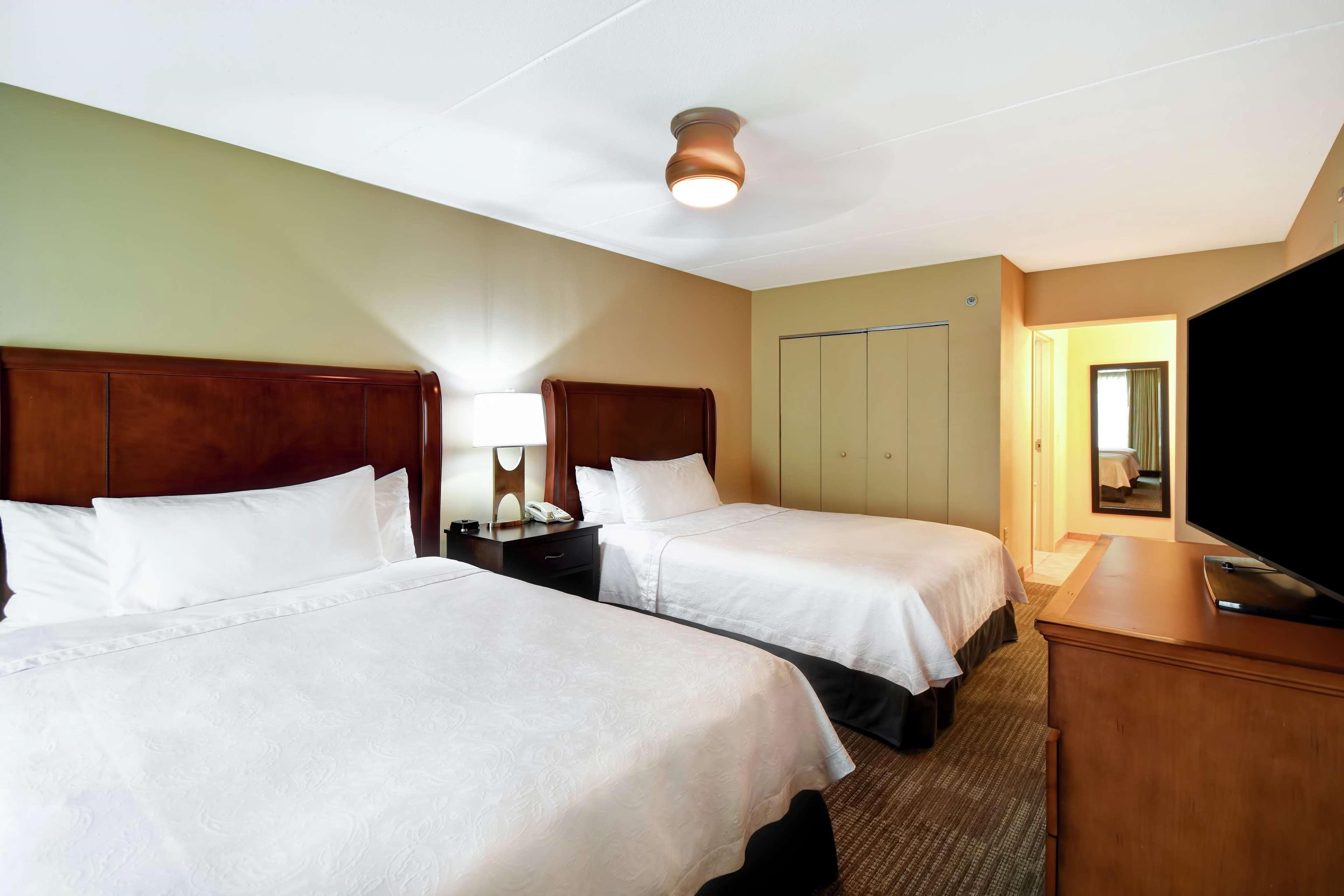 Homewood Suites By Hilton Lancaster Bagian luar foto