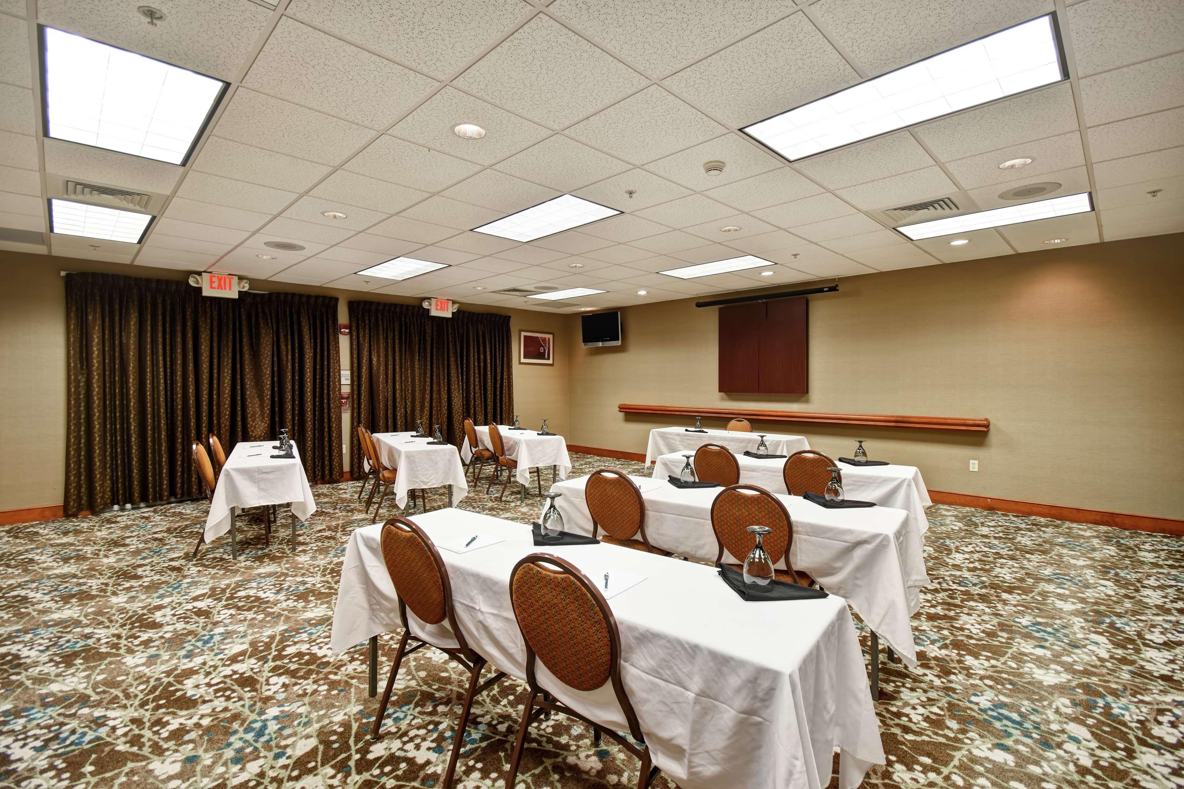 Homewood Suites By Hilton Lancaster Bagian luar foto