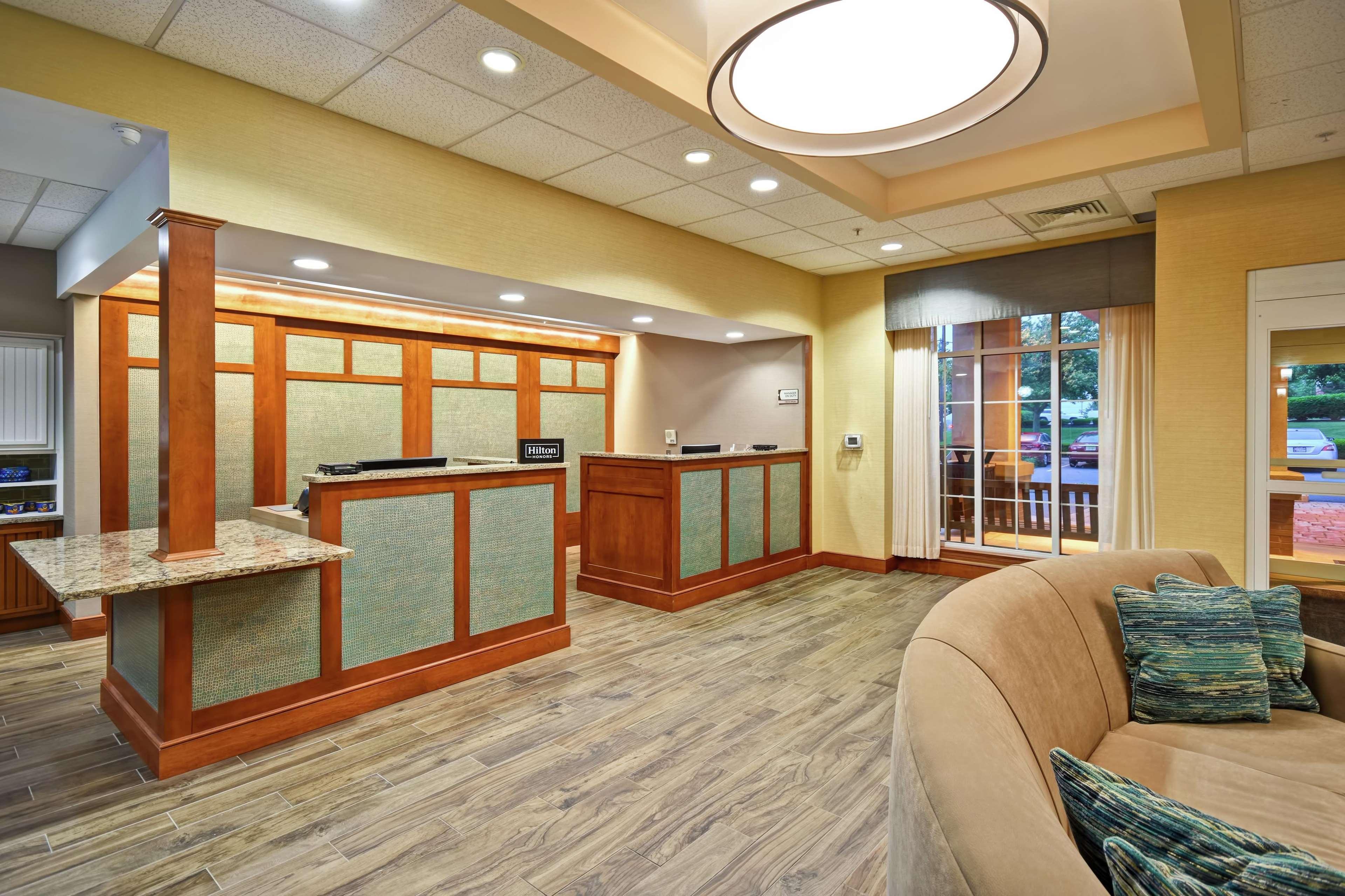 Homewood Suites By Hilton Lancaster Bagian luar foto
