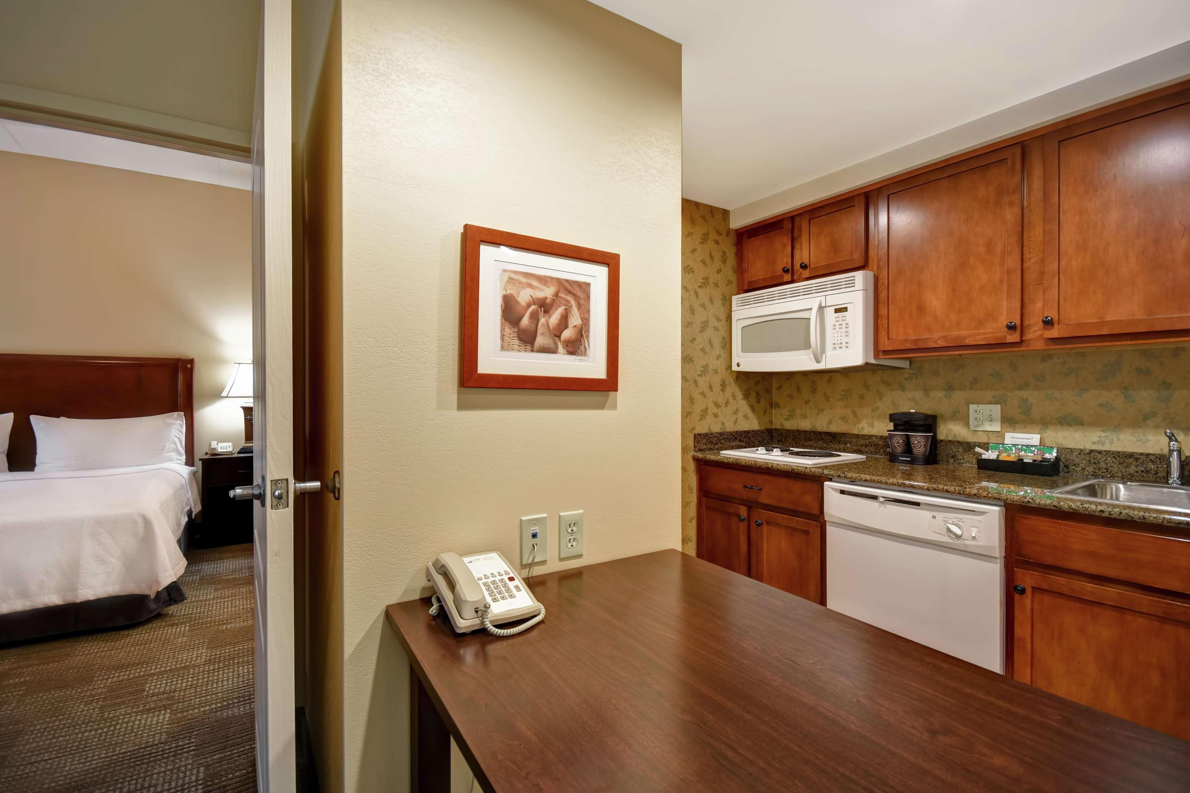 Homewood Suites By Hilton Lancaster Bagian luar foto
