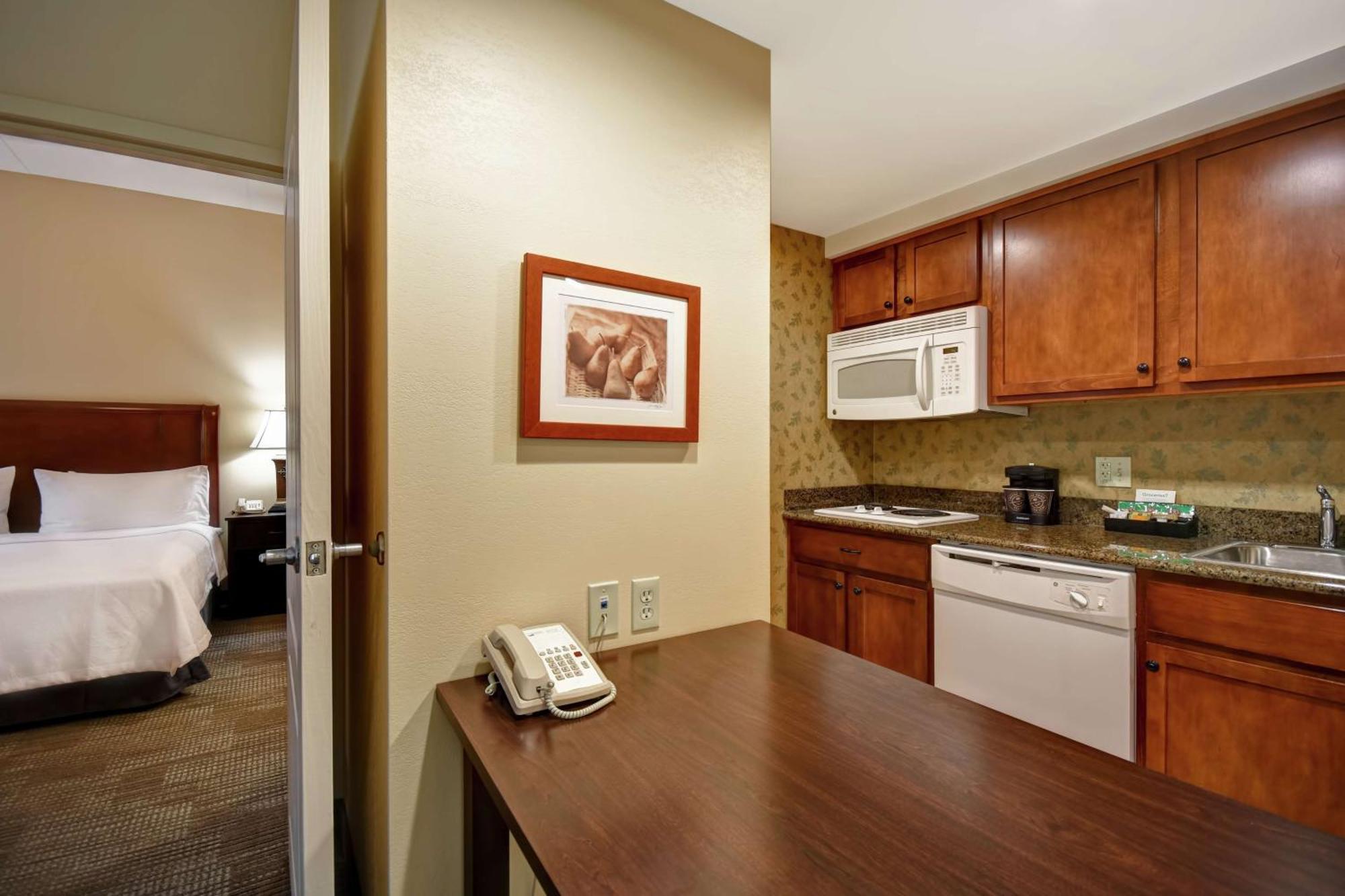 Homewood Suites By Hilton Lancaster Bagian luar foto