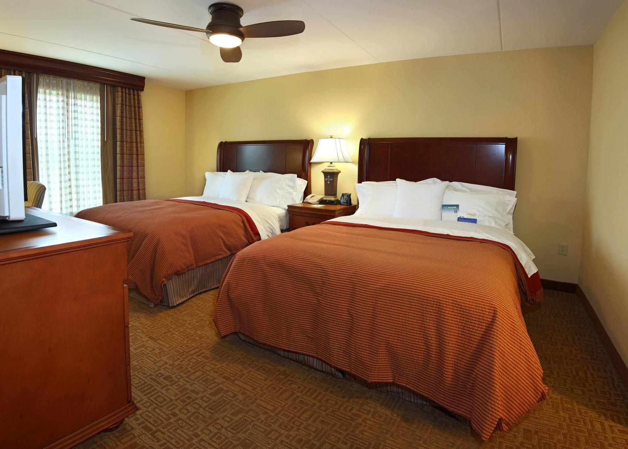Homewood Suites By Hilton Lancaster Bagian luar foto
