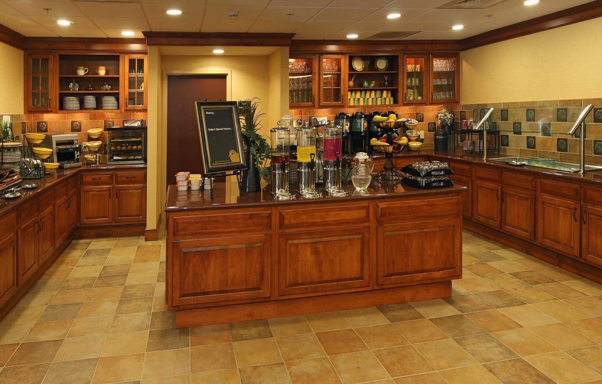 Homewood Suites By Hilton Lancaster Bagian luar foto